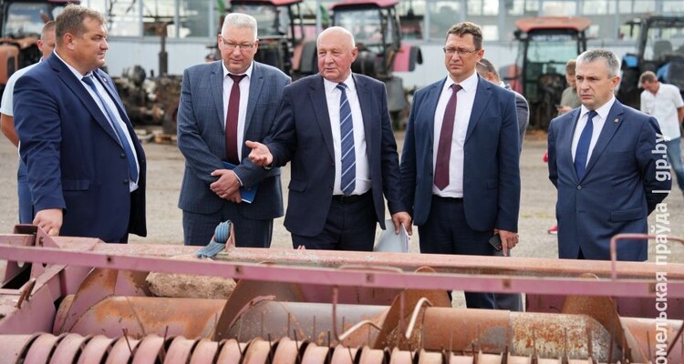  Практыку аднаўлення сельгастэхнікі на Гомельшчыне вывучылі прадстаўнікі КДК